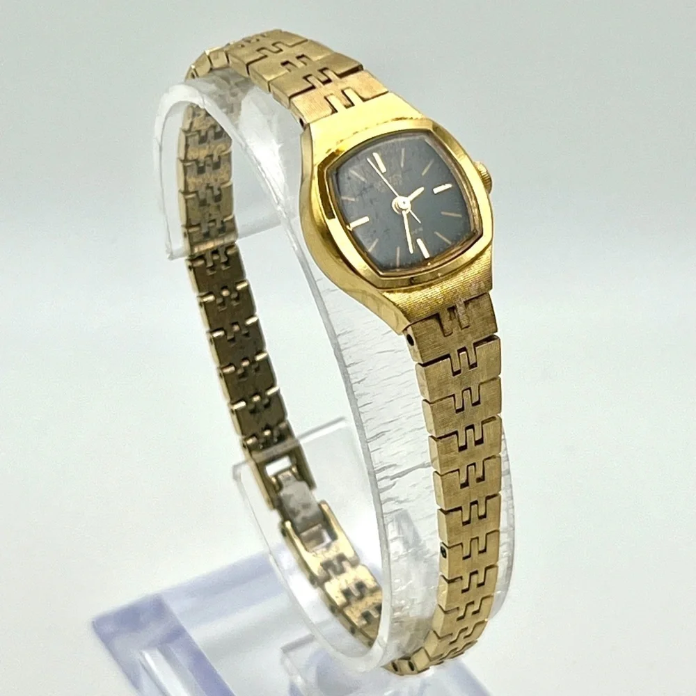 Citizen Vintage Rectangular Gold Plated Gold Black tones Ladies Watch Working
